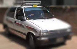 : पोखरामा रोकिएन ट्याक्सीको मनोमानी